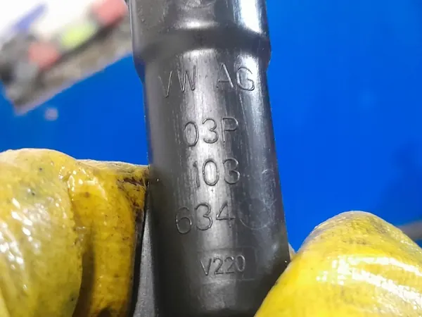 VW Polo Öljentäyttö 1.2 TDI Diesel 2012 03P103634 image 2