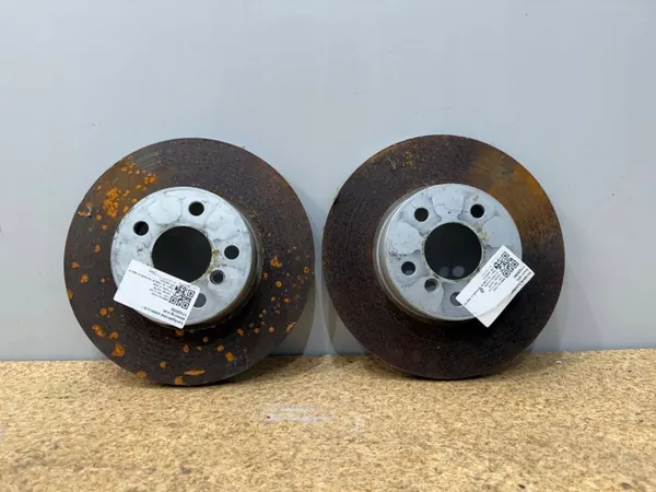 Framvänster bromsskiva OEM 6880060 för BMW 3-serie image 2