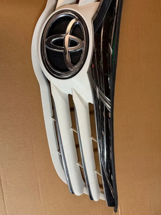 Grade Original Toyota Avensis T27 12-15 OEM 131206 image 3