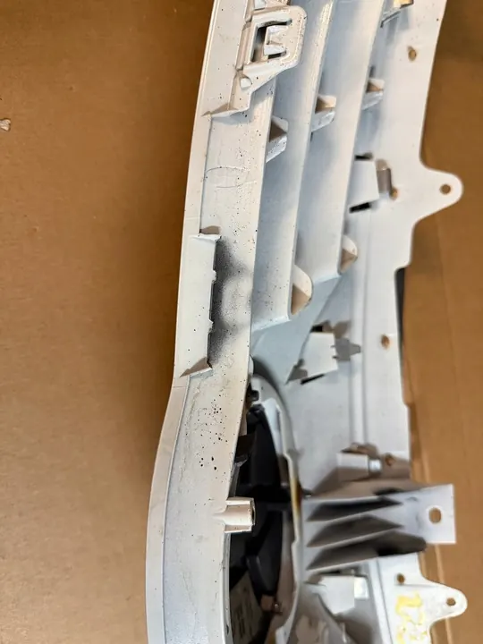 Grade Original Toyota Avensis T27 12-15 OEM 131206 image 5