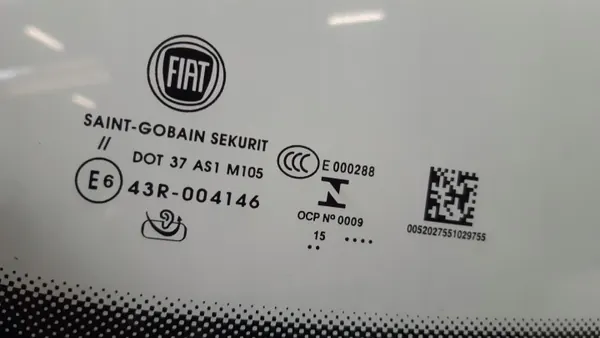 Fiat 500X Frontscheibe OEM 1159744131 - Gebraucht image 5