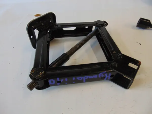 Llave de rueda OEM HYUNDAI i10 1.1 07-13 21 image 3