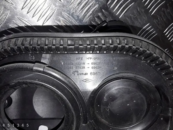 Tapa de depósito Renault Kadjar OEM A397M0010 image 5