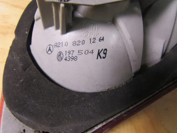 Mercedes-Benz E W210 1997 Rechter Achterlicht A2108201264 image 5