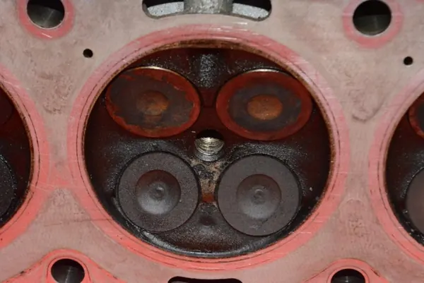 Culata Maserati OE 2283305ND - Lado Derecho image 8