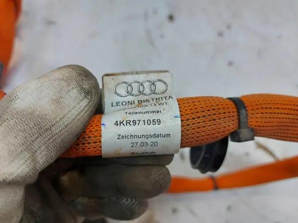 Cable de carga Audi Q8 E-TRON OEM 4kr971059 image 3