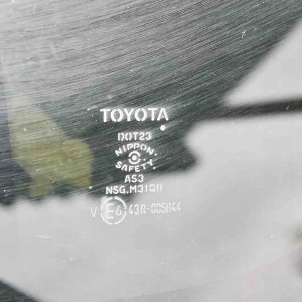 Vitre Arrière Gauche OEM 43R005844AS3 Toyota RAV 4 image 5
