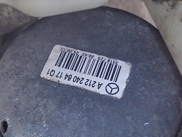 MERCEDES E W212 Voorophangingsysteem 2013 image 5