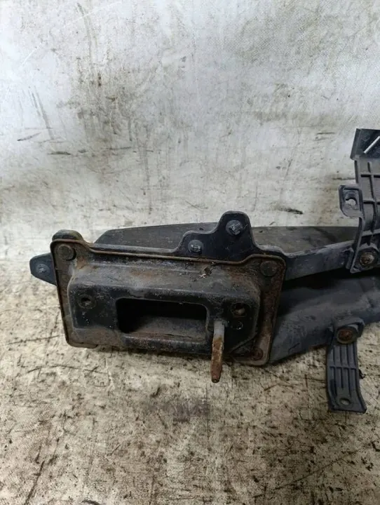 KIA Sportage III bakre stötfångarbalk OEM 86631-3U000 image 4