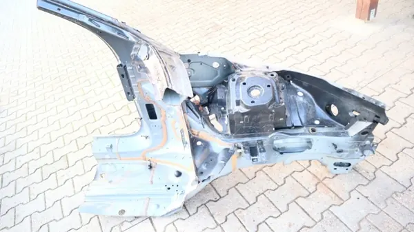 OEM 1149168744 Vasen Taka Lokasuoja Volvo XC60 II:lle image 5