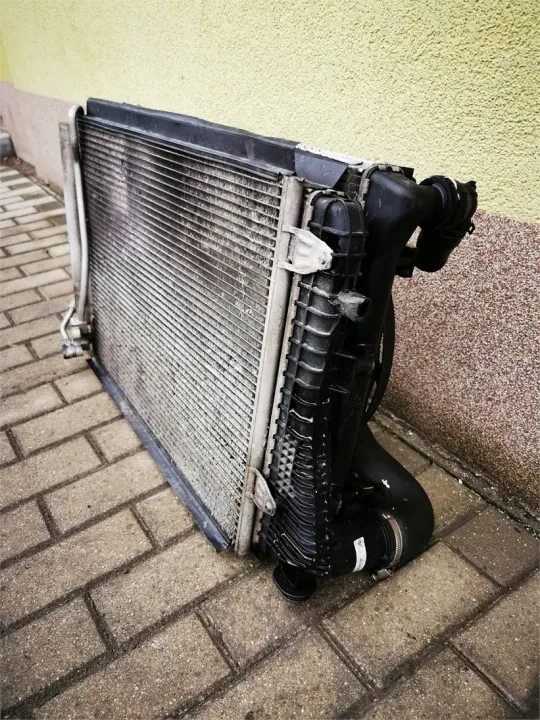 VW Passat CC B6 2.0 TDI Jäähdytin Tuuletin Set OEM ROG31B image 4