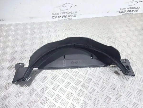 PGK500301 Cubierta superior ventilador Range Rover 2002 image 2