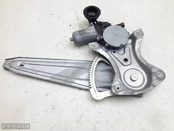 Régulateur de vitre Toyota Auris OEM 857200d120 image 3