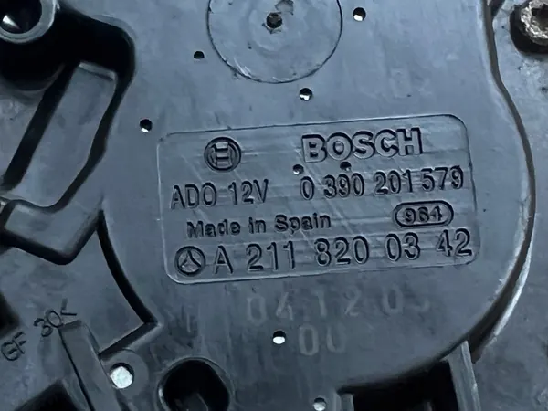 MERCEDES E-KLASSE W211 Heckscheibenwischermotor A2118200342 image 5