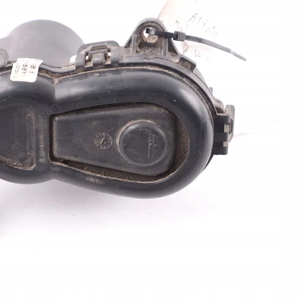 Mercedes W176 W246 Käsijarruaktivaattori Oikea Takana A1729060300 image 10