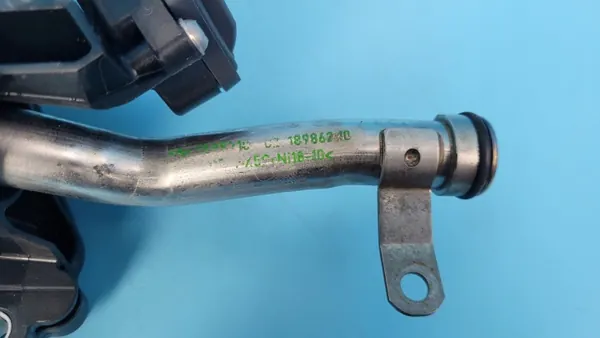 BMW X6 G06 termostathus OEM 8596107 - Begagnad image 6