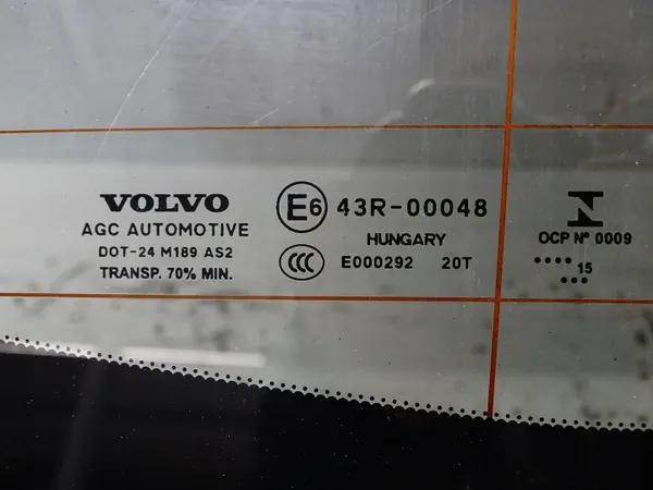 Tapa Maletero OEM POKRYWA BAGAŻNIKA VOLVO V40 II - Usado image 4