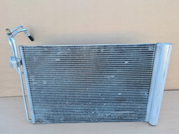 Radiador de Aire Acondicionado BMW E60 E61 E63 E65 E64 image 2