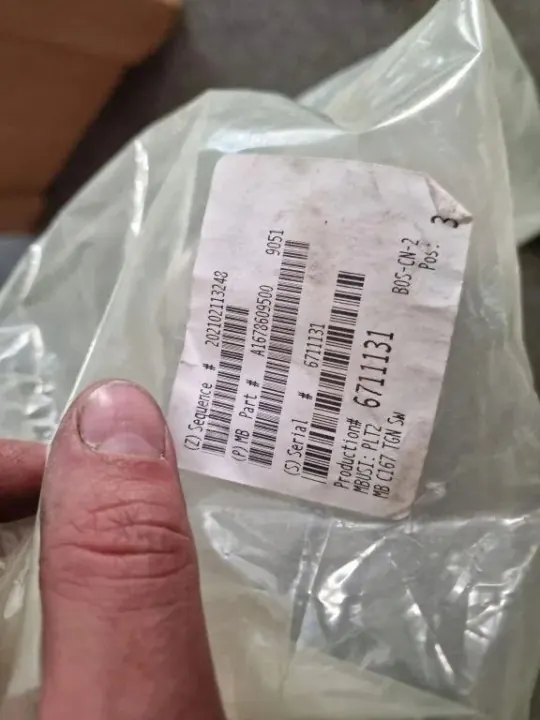 Mercedes-Benz GLE W167 achterbagagerekrooster OEM A1678609500 image 7