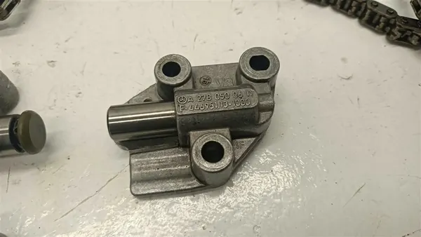 Deslizamiento de tensor de cadena Mercedes X218 W218 W212 CLS 4.7 V8 image 3