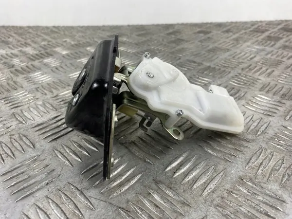 Fecho porta-malas Dodge Durango OEM FOB34820 - Usado image 6