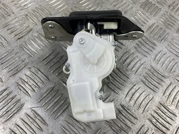 Fecho porta-malas Dodge Durango OEM FOB34820 - Usado image 7