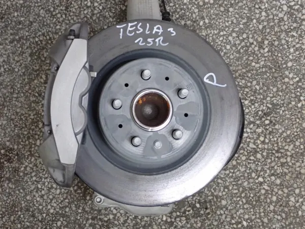 OEM 1344316-00-E Cubo Dianteiro Direito Tesla Model 3 image 3
