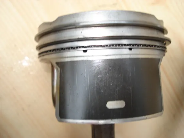Kit Piston & Bielle OEM 72L74 72mm pour Renault Dacia image 4