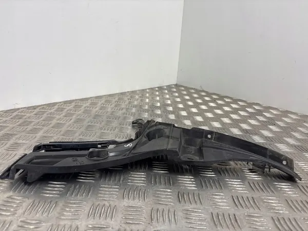 Audi A3 S3 8V 2015 Suporte de para-choque traseiro direito OEM 8V4807378 image 4