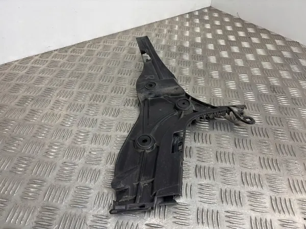 Audi A3 S3 8V 2015 Suporte de para-choque traseiro direito OEM 8V4807378 image 7