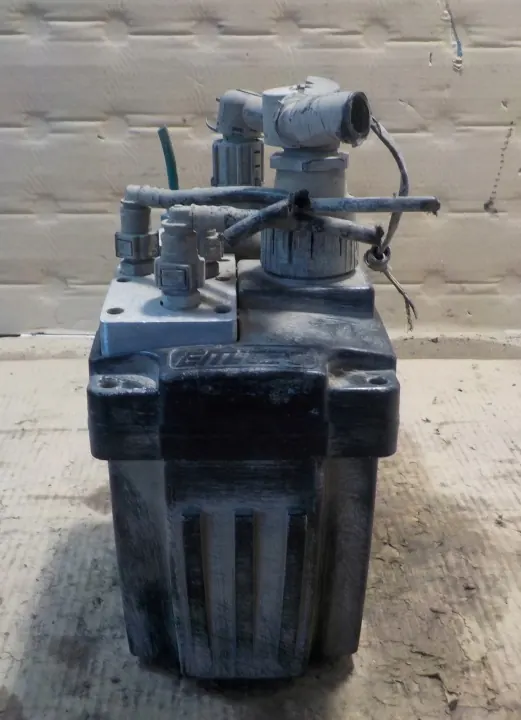 Gebrauchte DAF AdBlue-Pumpe OEM A034J233 für LF image 3