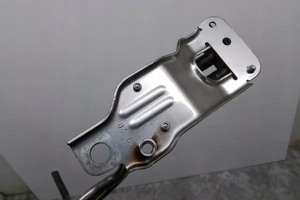 Peças de escape VW GOLF VIII 2.0L gasolina 058906051J image 5