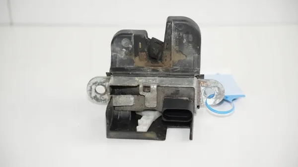 Serrure de hayon OEM 360183503 pour VW Passat B7 Break image 5