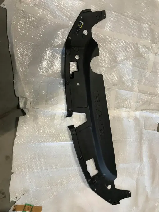Dodge RAM DT 2019-2022 Etupuskuri OEM 68294551AC image 2