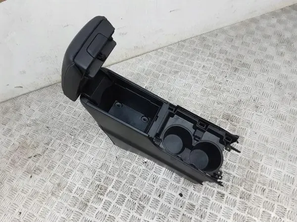 Accoudoir Lexus CT OEM 5891176010 - Cuir Console image 3