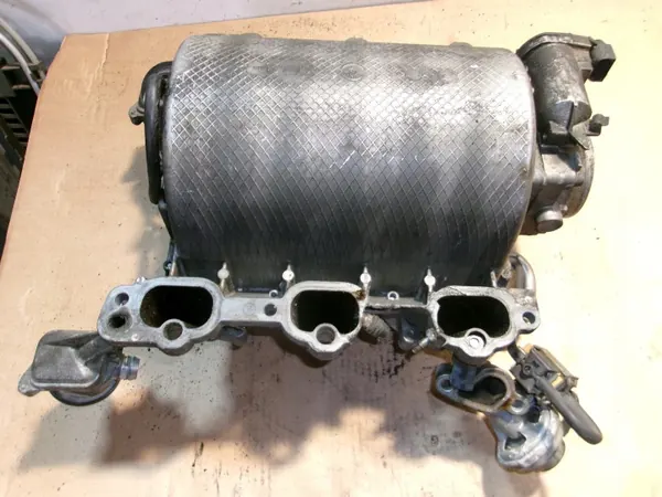 Colector de admisión Mercedes-Benz OE usado OEM 71825804 image 6