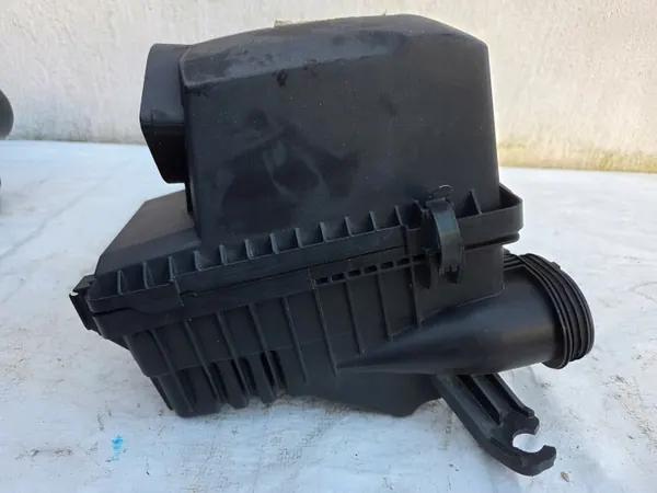 Ilmansuodatin Kotelo OEM 28112-h8450 Kia Rio IV:lle image 5