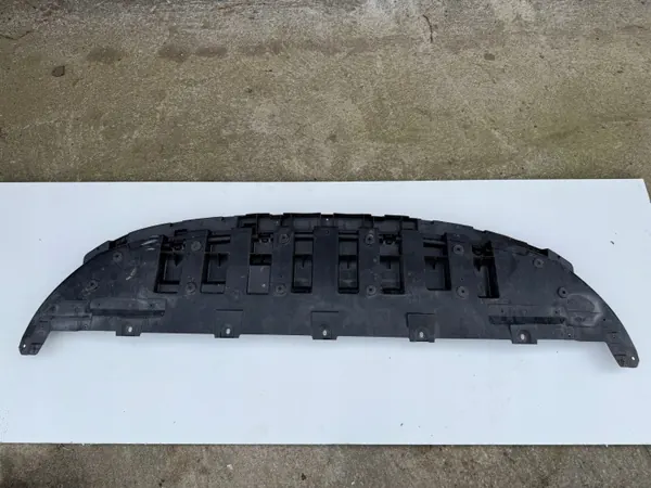 Cubierta de parachoques delantero OEM 622357174R Renault Arkana image 6