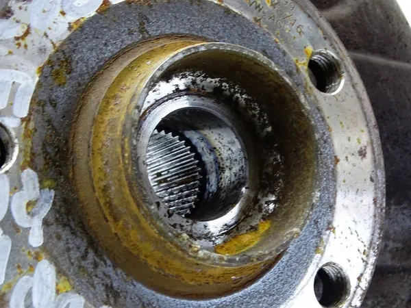 Snodo ammortizzatore anteriore sinistro Skoda Superb III TDI image 4