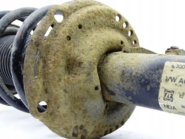 Snodo ammortizzatore anteriore sinistro Skoda Superb III TDI image 7