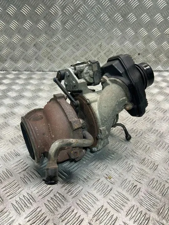 Turbo BMW 5 TOURING (F11) 3.0L diesel 2015 7823202 image 3