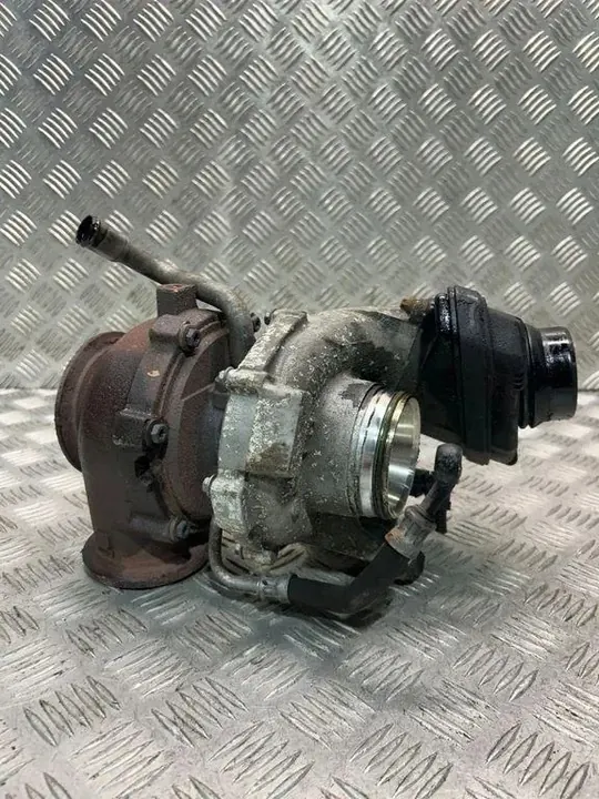 Turbo BMW 5 TOURING (F11) 3.0L diesel 2015 7823202 image 8