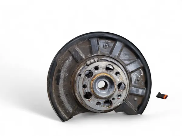 Mercedes-Benz CLS C218 2016 Left Rear Knuckle A2123500141 image 4