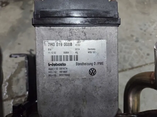 VW T5 Webasto pysäköintilämmitys OEM 7H0819008B image 3
