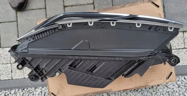 Volkswagen OE 761941113 Farol Esquerdo image 2