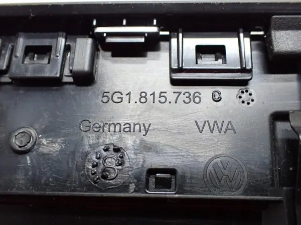 Grille de ventilation radio OEM 5G1817736C VW Golf VII image 4