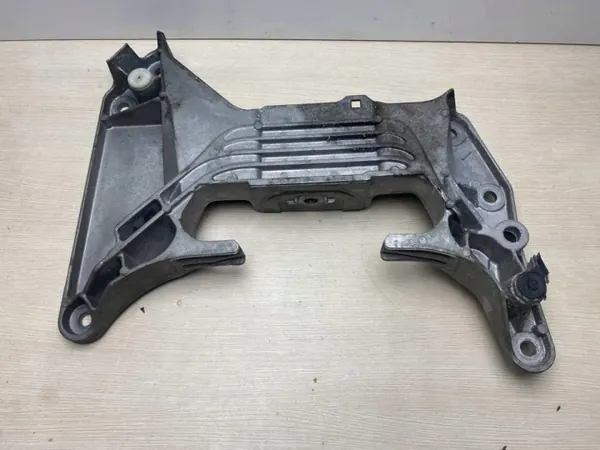 BMW Motorlager OEM 9485332 - Gebrauchter Zustand image 5