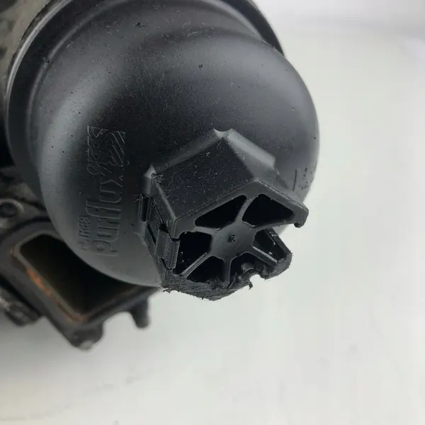 Oljefilterhus Vivaro Primastar 2.0dci image 6