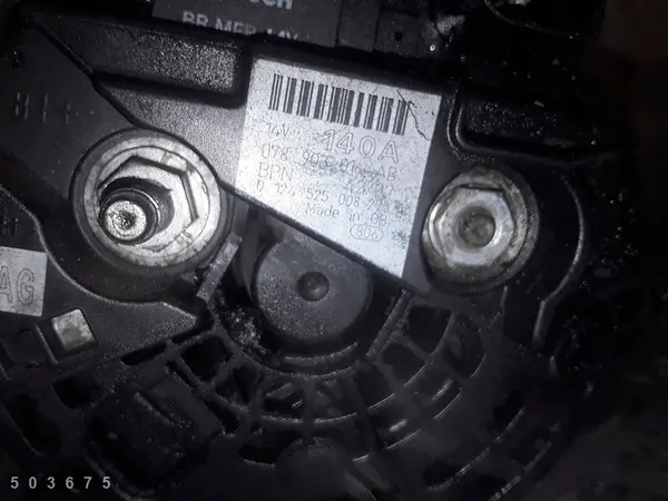 Audi A6 C5 2002 Vaihtovirtageneraattori 2500tdi OEM 078903016ab image 4