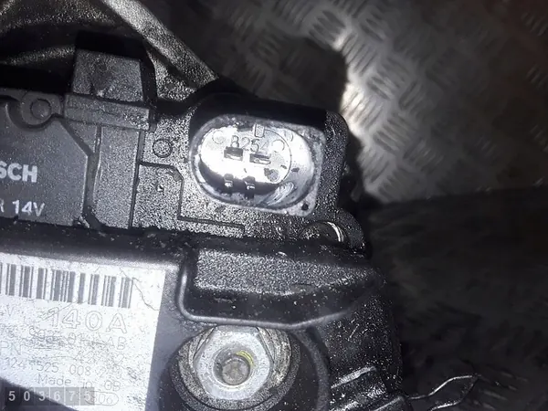Audi A6 C5 2002 Vaihtovirtageneraattori 2500tdi OEM 078903016ab image 5